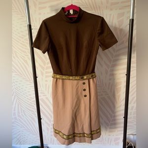 Vintage 70’s brown shift dress with brocade accents